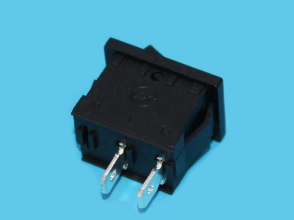 903045.jpg