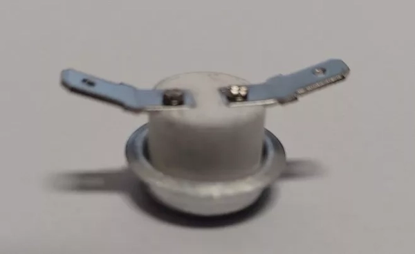 SS-9947331.jpg