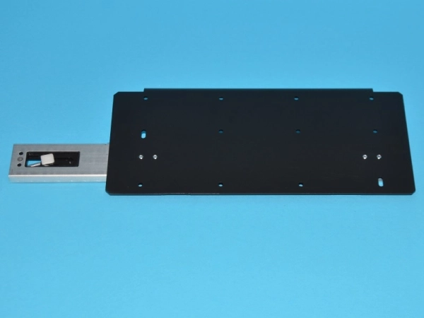 Lišta pojazdová pravá 230135