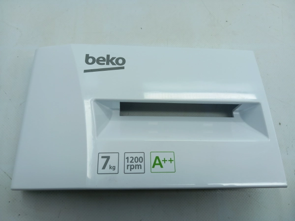 Přední kryt násypky Beko 2828119499