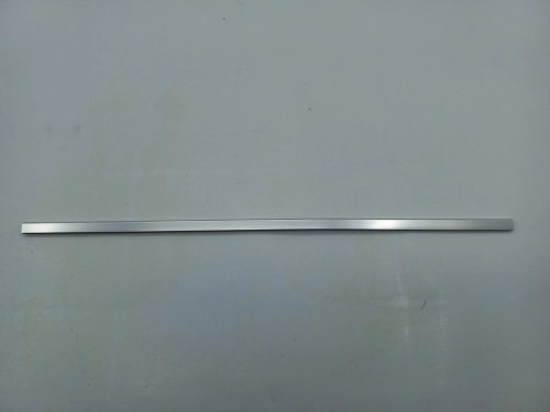 Přední lišta Beko police 5760784100