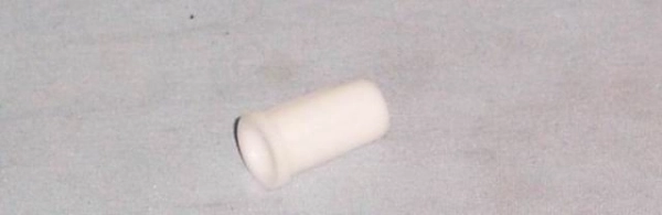Pouzdro horního pantu chladničky Beko 4299870100