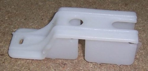 Držák roštu lednice Beko 4542680200