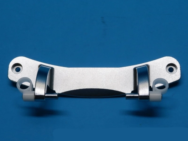 Záves dverí práčky Hisense / Gorenje HK1577538