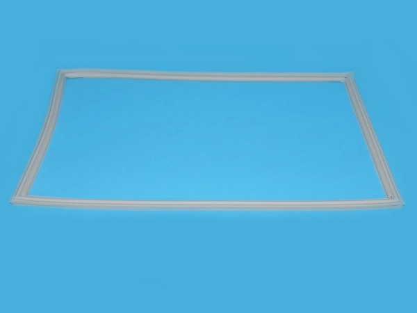 Tesnenie chladničky Hisense / Gorenje HK2006674