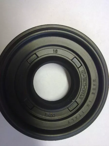 Gufero 25x47/66x9/15,5