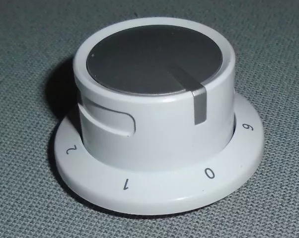 Gombík platne Blomberg 250315114