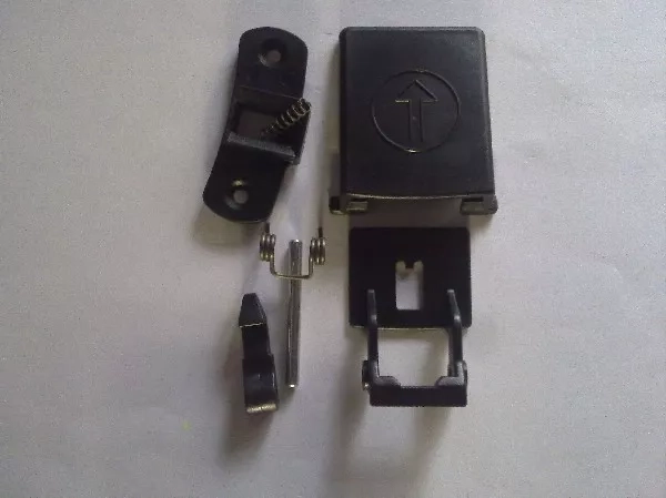 Madlo dveří Zanussi 21382137