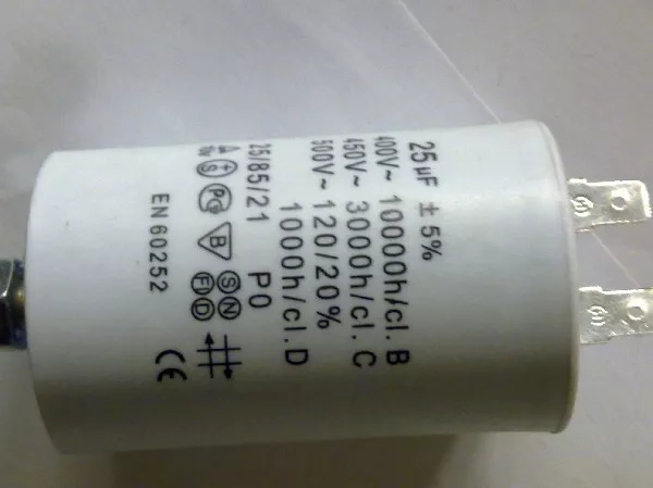 Kondenzátor 25uF 450-500V