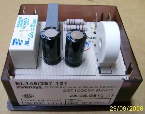 Hodiny / časovač Beko 267100054