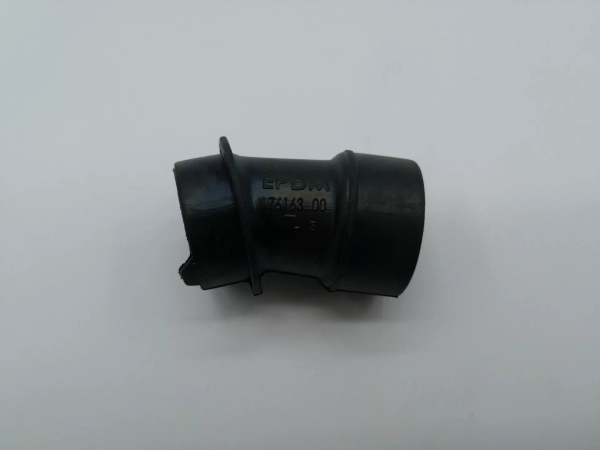 Hadička čerpadlo - ventil 1761630100