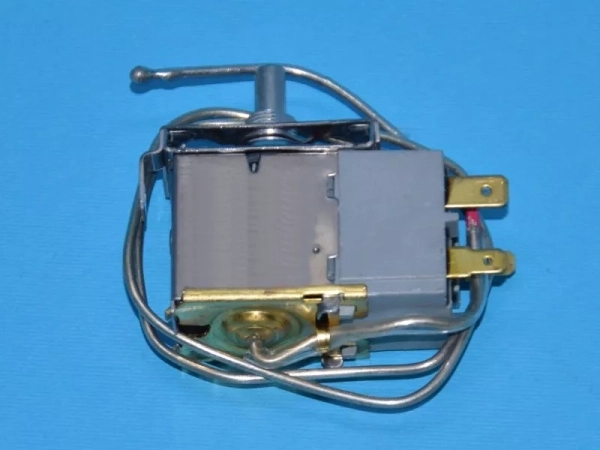 Termostat chladničky Hisense HK1876143